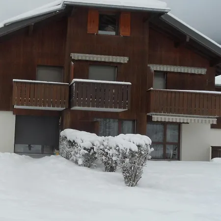 Apartment Avec Terrasse, Jardin Et Parking, Proche Telecabine - Fr-1-629-86 *
